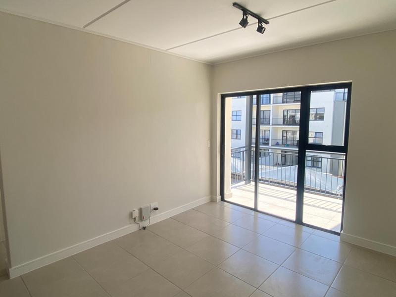 To Let 1 Bedroom Property for Rent in Richwood Western Cape